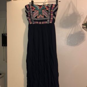 Long navy strapless dress
